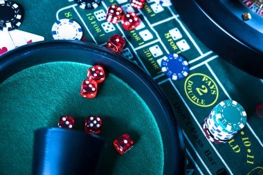 লাইভ Teen Patti ডিলার স্টুডিও